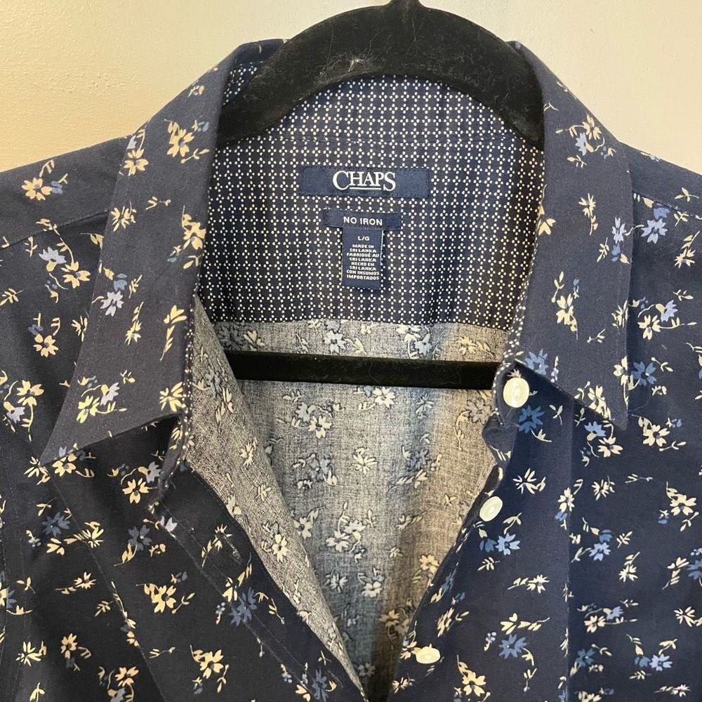 Chaps Women Shirt Large NWOT Button Down Cotton Floral Blouse - Picture 8 of 8